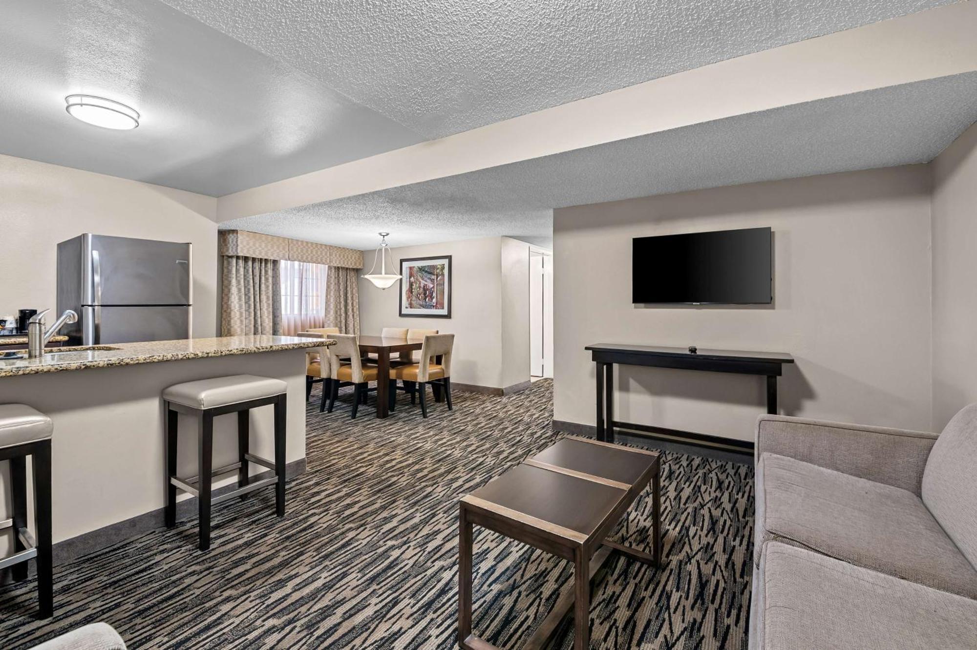Best Western Los Alamitos Inn & Suites Εξωτερικό φωτογραφία