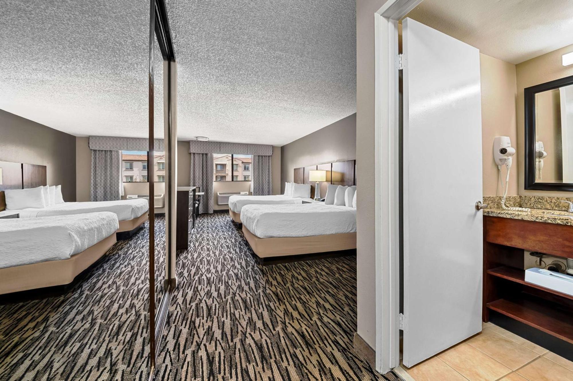 Best Western Los Alamitos Inn & Suites Εξωτερικό φωτογραφία